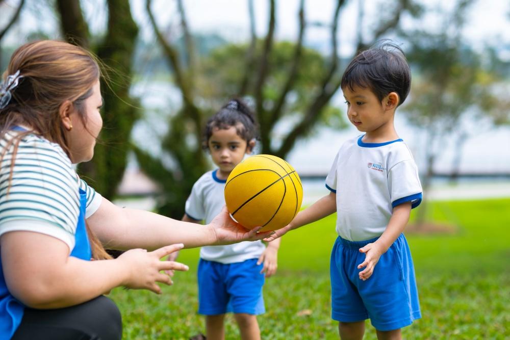 kid play